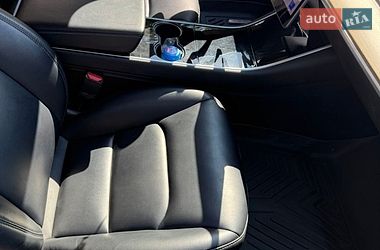 Седан Tesla Model 3 2019 в Харкові