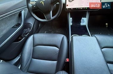 Седан Tesla Model 3 2019 в Харкові