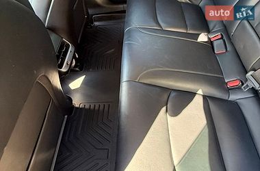 Седан Tesla Model 3 2019 в Харкові