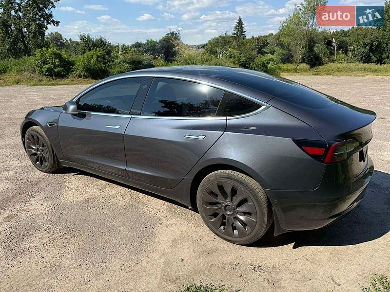 Седан Tesla Model 3 2019 в Харкові