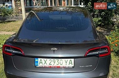 Седан Tesla Model 3 2019 в Харкові