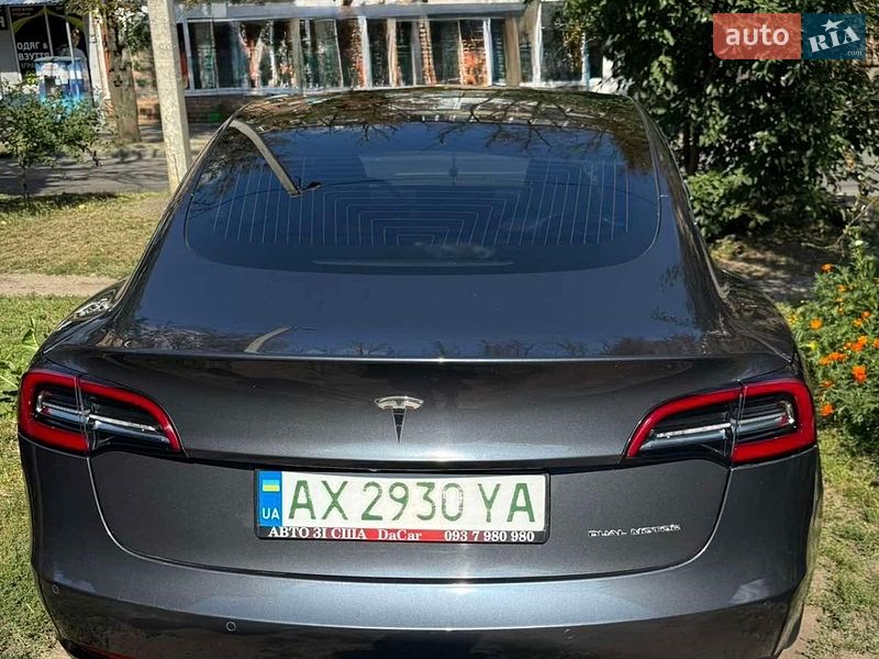 Седан Tesla Model 3 2019 в Харкові
