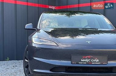 Седан Tesla Model 3 2024 в Луцке