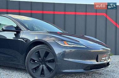 Седан Tesla Model 3 2024 в Луцке
