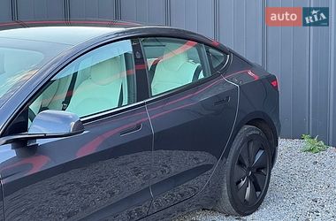Седан Tesla Model 3 2024 в Луцке