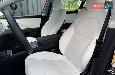 Седан Tesla Model 3 2024 в Луцке