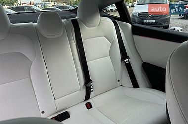 Седан Tesla Model 3 2024 в Луцке