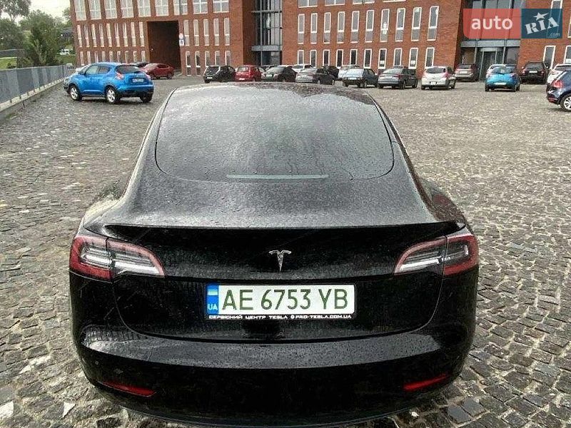 Седан Tesla Model 3 2019 в Вінниці