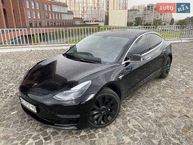 Седан Tesla Model 3 2019 в Вінниці