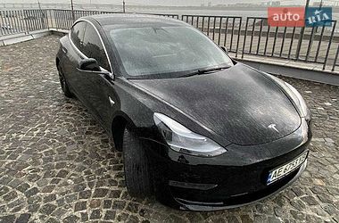 Седан Tesla Model 3 2019 в Вінниці