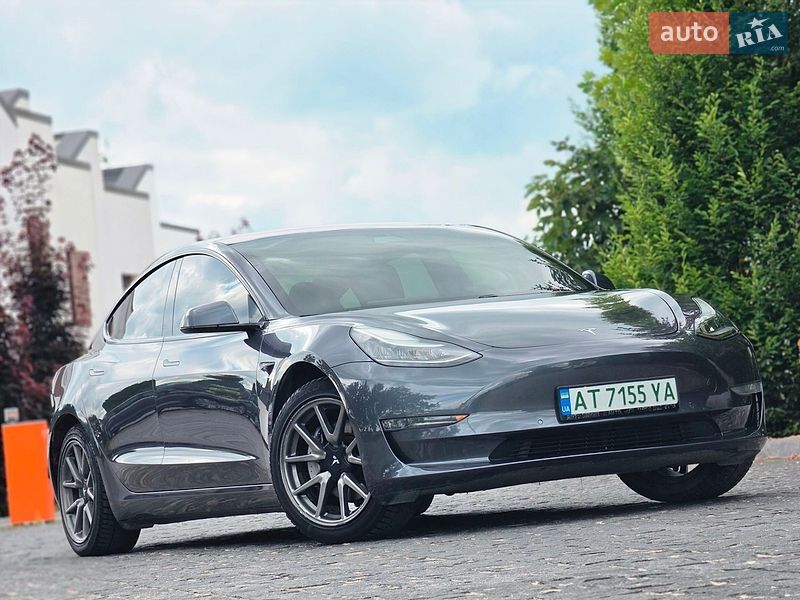 Tesla Model 3 2018