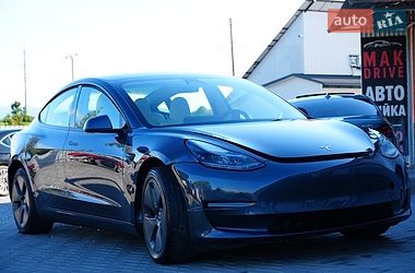 Седан Tesla Model 3 2024 в Дрогобыче