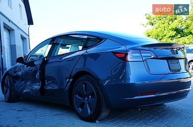 Седан Tesla Model 3 2024 в Дрогобыче