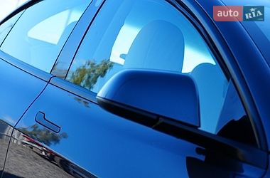 Седан Tesla Model 3 2024 в Дрогобыче