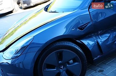 Седан Tesla Model 3 2024 в Дрогобыче