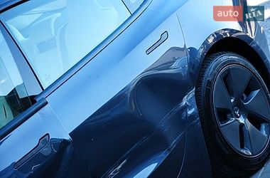 Седан Tesla Model 3 2024 в Дрогобыче