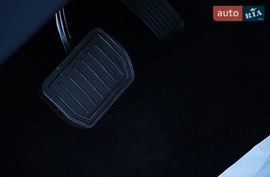 Седан Tesla Model 3 2024 в Дрогобыче