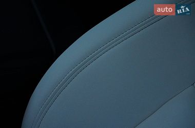 Седан Tesla Model 3 2024 в Дрогобыче