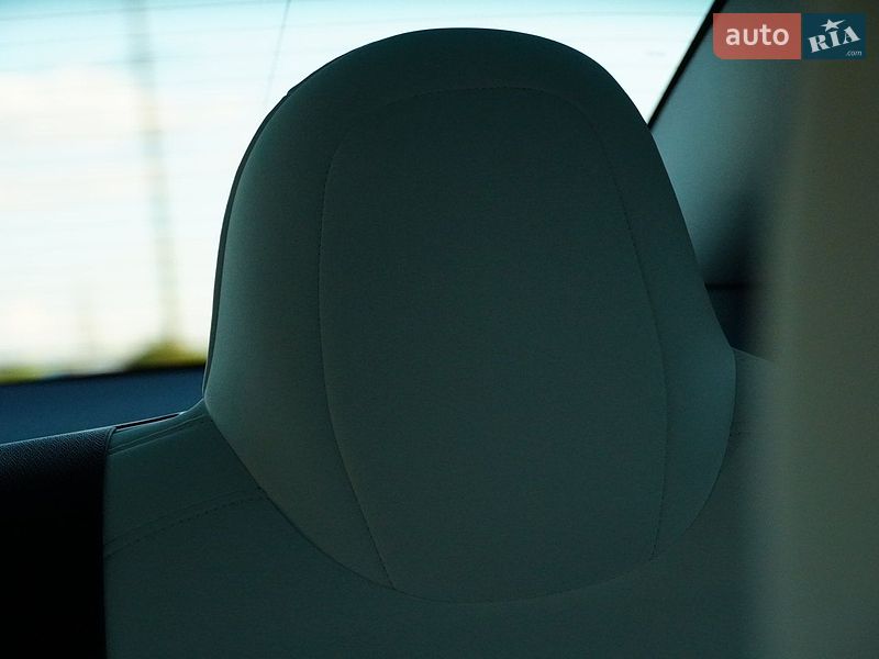 Седан Tesla Model 3 2024 в Дрогобыче