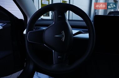 Седан Tesla Model 3 2024 в Дрогобыче