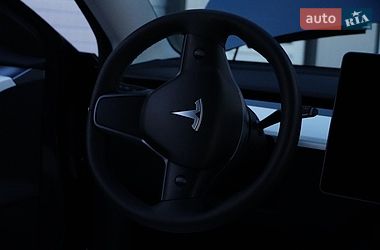 Седан Tesla Model 3 2024 в Дрогобыче