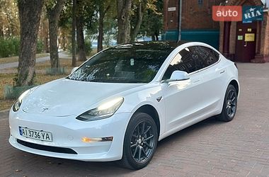 Tesla Model 3 2019