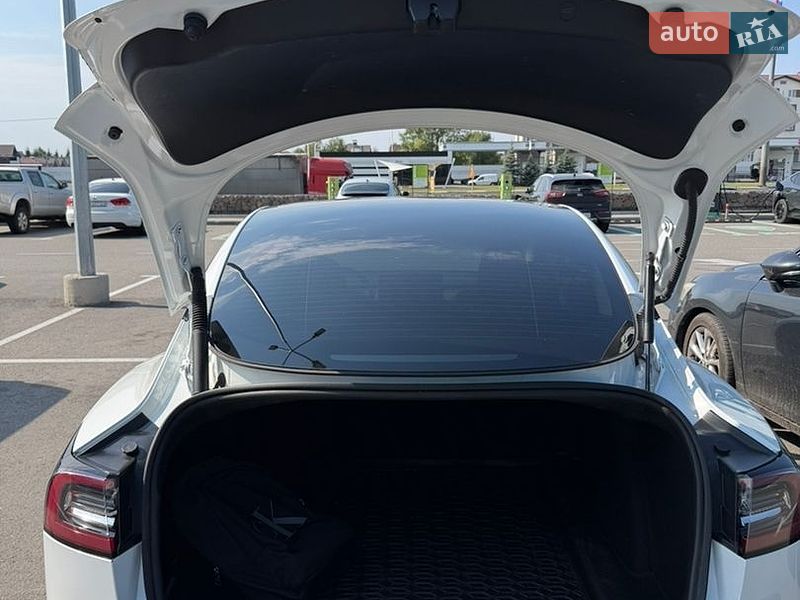 Седан Tesla Model 3 2023 в Києві фото 11 Седан Tesla Model 3 2023 в Києві