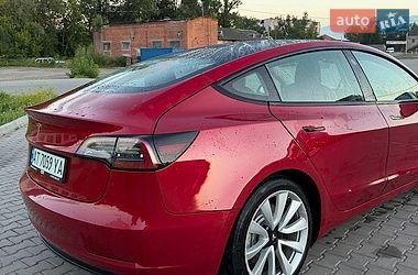 Седан Tesla Model 3 2022 в Коломиї