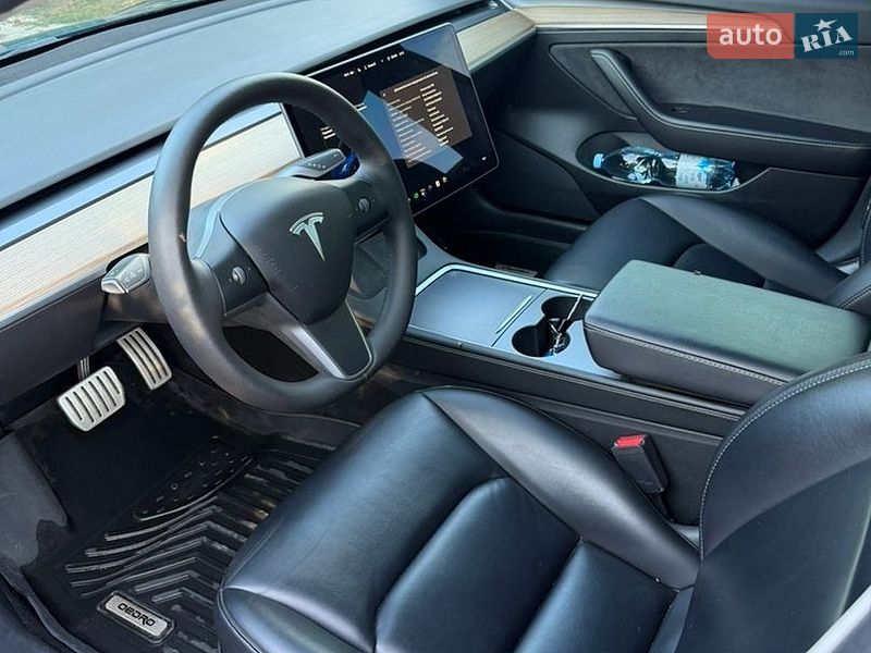 Седан Tesla Model 3 2021 в Борисполе