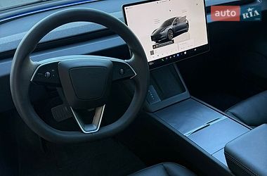Седан Tesla Model 3 2024 в Николаеве
