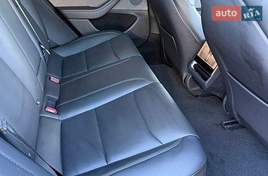 Седан Tesla Model 3 2024 в Николаеве
