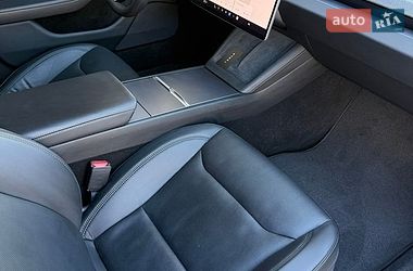 Седан Tesla Model 3 2024 в Николаеве