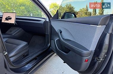 Седан Tesla Model 3 2024 в Николаеве