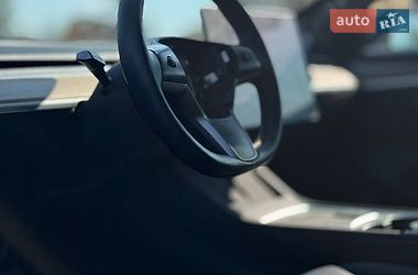 Седан Tesla Model 3 2022 в Бурштині