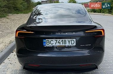 Седан Tesla Model 3 2024 в Львові