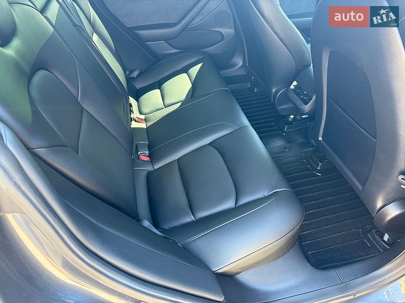 Седан Tesla Model 3 2022 в Киеве фото 28 Седан Tesla Model 3 2022 в Киеве