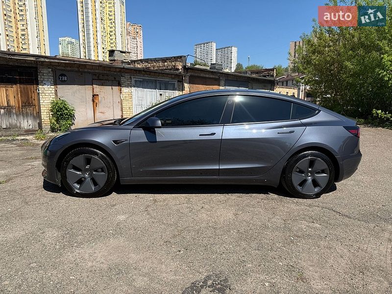 Седан Tesla Model 3 2022 в Киеве фото 6 Седан Tesla Model 3 2022 в Киеве