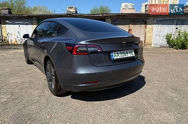 Седан Tesla Model 3 2022 в Киеве фото 11 Седан Tesla Model 3 2022 в Киеве
