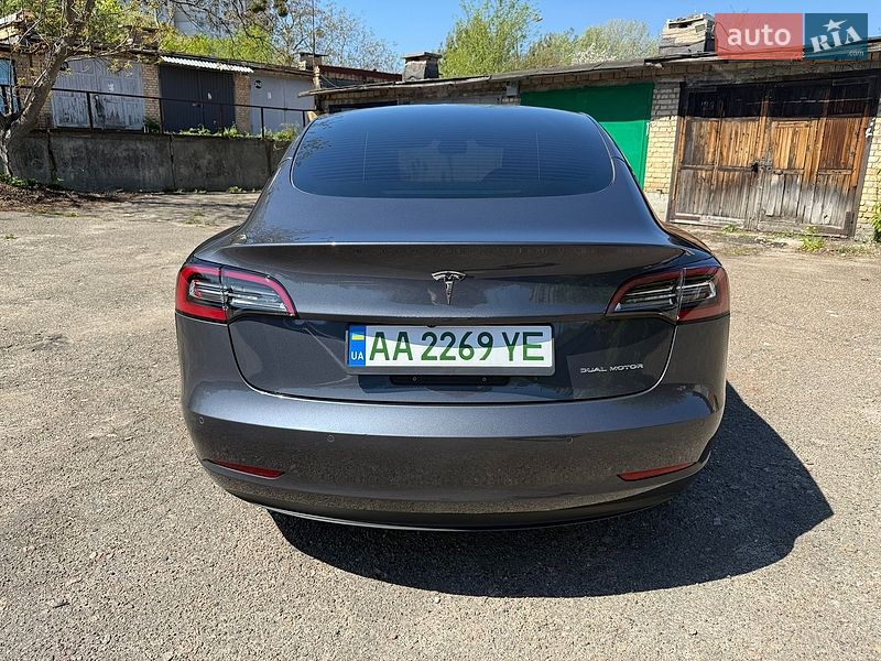 Седан Tesla Model 3 2022 в Киеве фото 15 Седан Tesla Model 3 2022 в Киеве