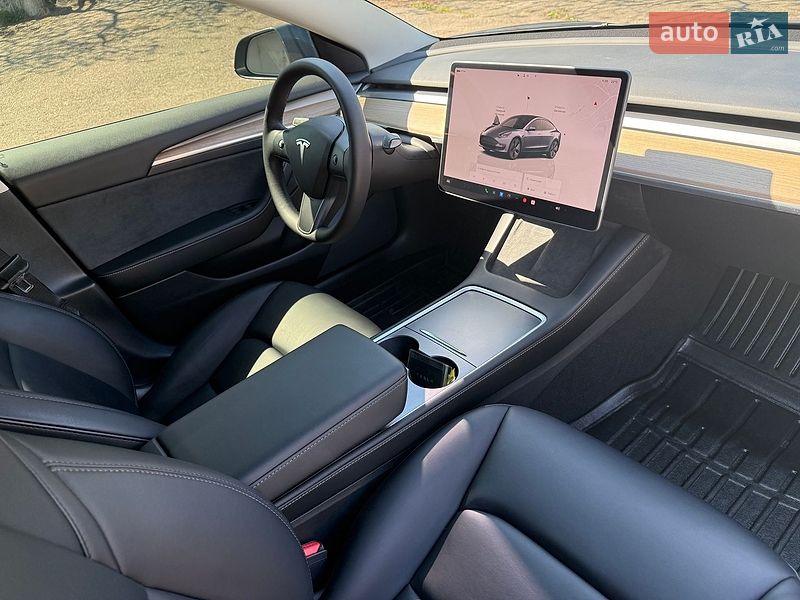 Седан Tesla Model 3 2022 в Киеве фото 17 Седан Tesla Model 3 2022 в Киеве
