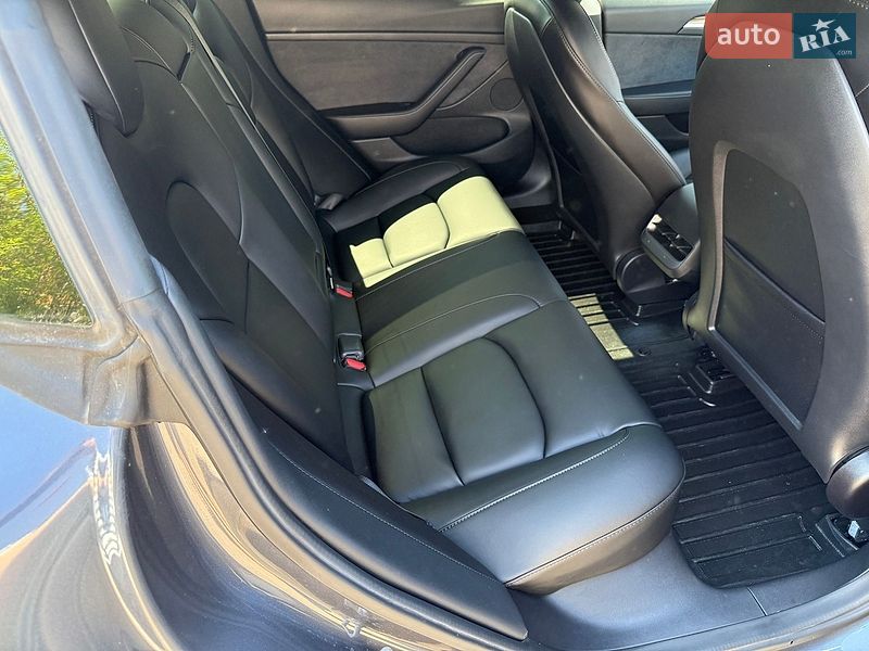 Седан Tesla Model 3 2022 в Киеве фото 19 Седан Tesla Model 3 2022 в Киеве