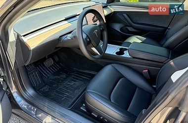 Седан Tesla Model 3 2022 в Киеве фото 20 Седан Tesla Model 3 2022 в Киеве