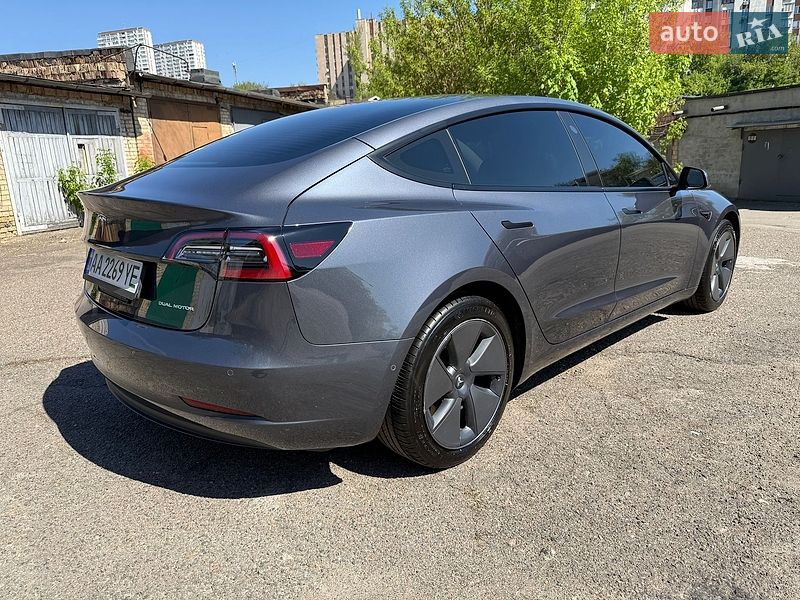 Седан Tesla Model 3 2022 в Киеве фото 25 Седан Tesla Model 3 2022 в Киеве