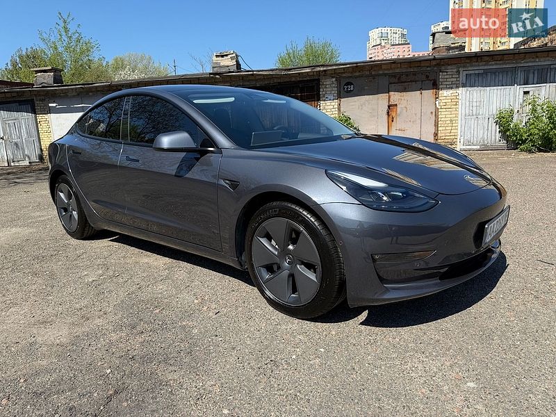 Седан Tesla Model 3 2022 в Киеве фото 33 Седан Tesla Model 3 2022 в Киеве