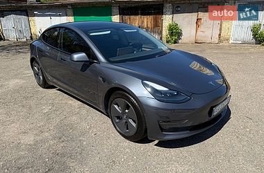 Седан Tesla Model 3 2022 в Киеве фото 34 Седан Tesla Model 3 2022 в Киеве