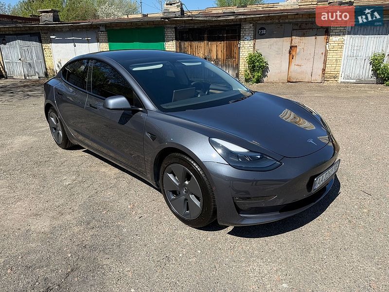 Седан Tesla Model 3 2022 в Киеве фото 34 Седан Tesla Model 3 2022 в Киеве