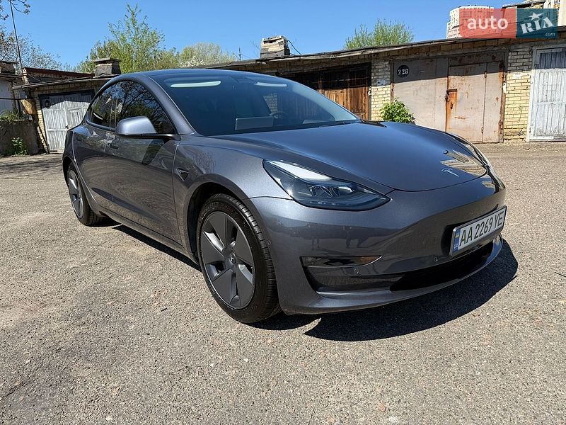 Седан Tesla Model 3 2022 в Киеве фото 35 Седан Tesla Model 3 2022 в Киеве