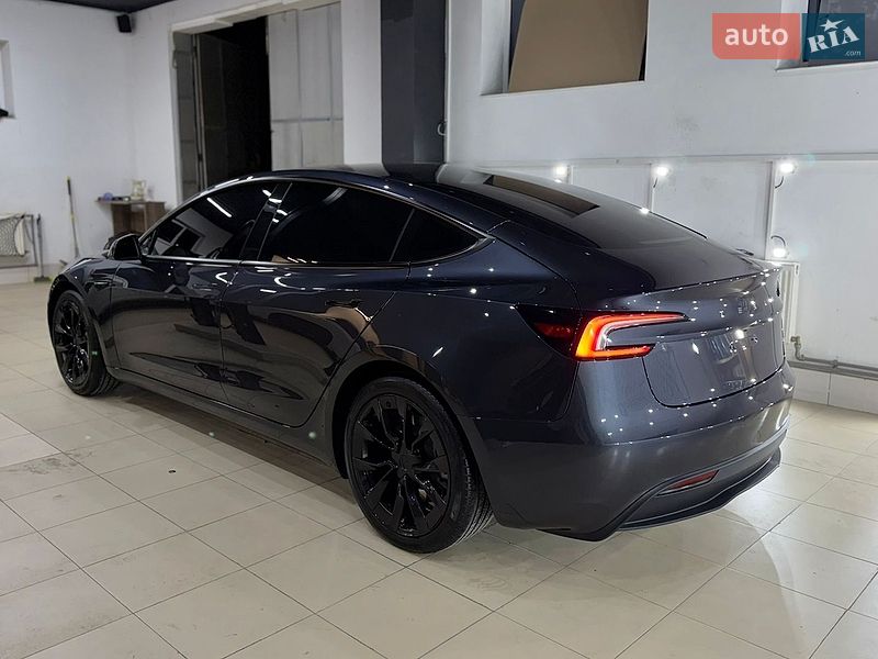 Седан Tesla Model 3 2024 в Коломиї фото 32 Седан Tesla Model 3 2024 в Коломиї