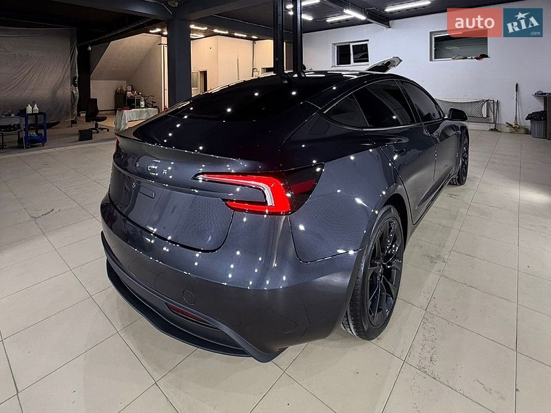 Седан Tesla Model 3 2024 в Коломиї фото 30 Седан Tesla Model 3 2024 в Коломиї