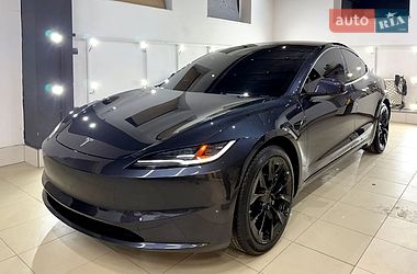 Седан Tesla Model 3 2024 в Коломиї фото 35 Седан Tesla Model 3 2024 в Коломиї